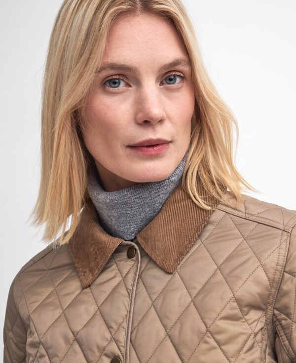Barbour Annandale Quilted Jacket - Image 5