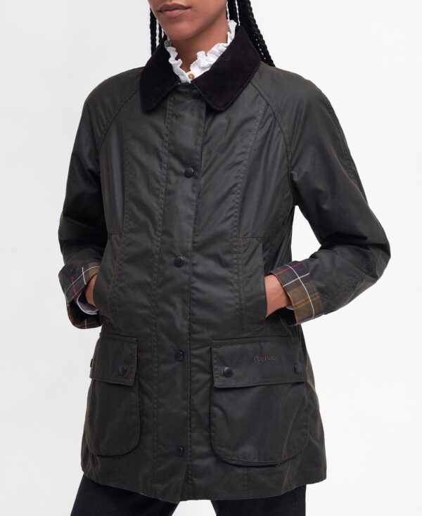 Barbour Classic Beadnell Waxed Jacket - Image 10